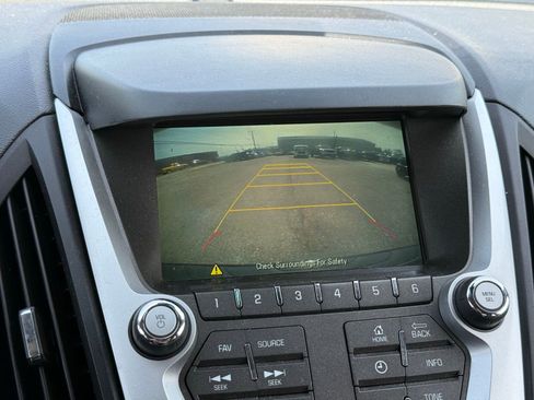 Used 2017 Chevrolet Equinox LT w/ Convenience Package image 24