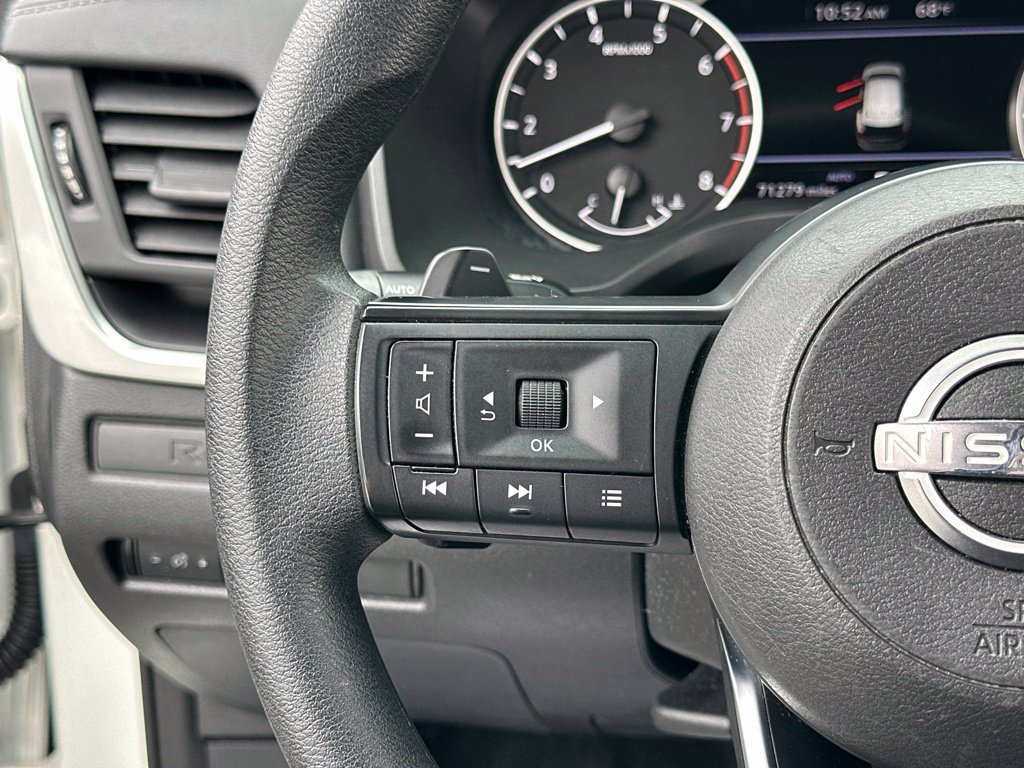 Used 2024 Nissan Rogue S AWD/4WD image 43