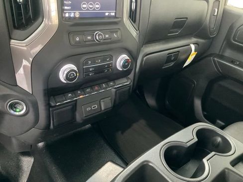 Used 2023 GMC Sierra 1500 Pro w/ Pro Value Package RWD image 11