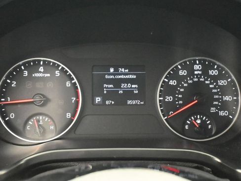 Used 2021 Kia Seltos S FWD image 23