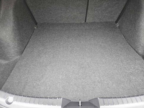 Used 2018 MAZDA MAZDA3 Touring image 31