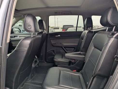 Used 2022 Volkswagen Atlas SE image 14