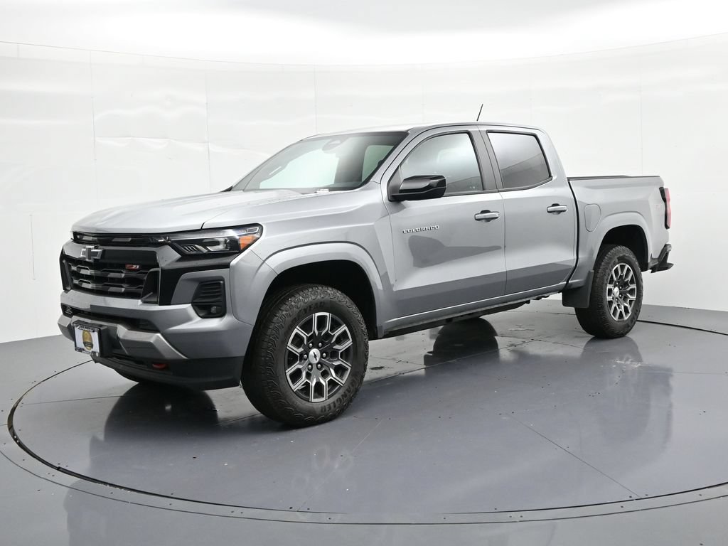 Used 2023 Chevrolet Colorado Z71 w/ Z71 Convenience Package 2 AWD/4WD image 1