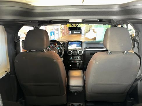 Used 2015 Jeep Wrangler Sahara w/ Connectivity Group image 48