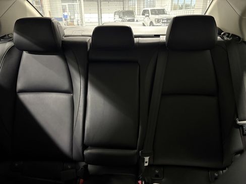 Used 2021 MAZDA MAZDA3 s image 23