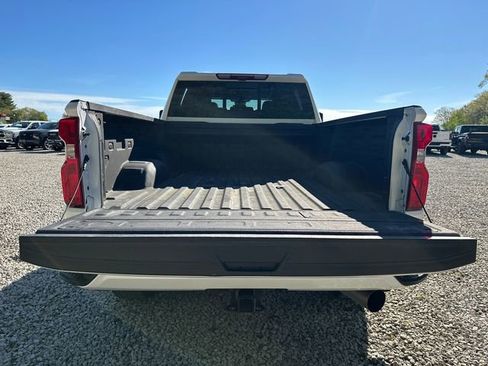 Used 2024 Chevrolet Silverado 2500 High Country w/ Technology Package AWD/4WD image 15
