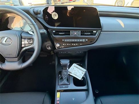 New 2025 Lexus ES 350 w/ Premium Package image 19