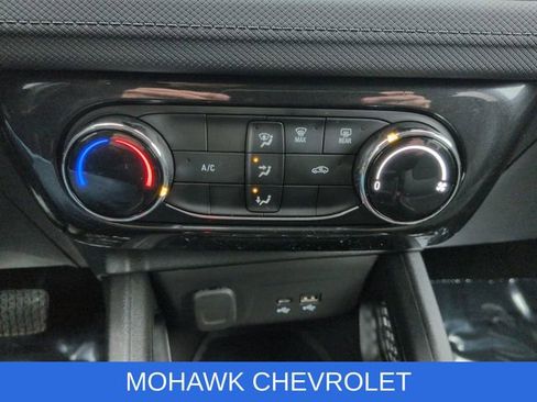 Certified 2025 Chevrolet TrailBlazer LT AWD/4WD image 17