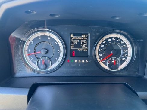 Used 2019 RAM 1500 Classic SLT image 17