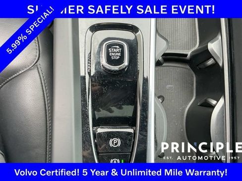 Certified 2023 Volvo XC60 B5 Core FWD image 21