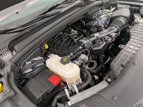 Used 2023 Jeep Grand Cherokee Altitude image 30