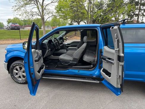 Used 2020 Ford F150 XLT w/ Equipment Group 302A Luxury AWD/4WD image 23