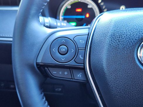 Used 2024 Toyota Venza Nightshade image 19