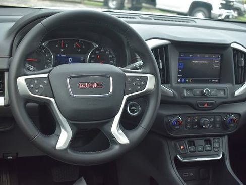 Certified 2021 GMC Terrain SLE w/ Driver Convenience Package AWD/4WD image 21