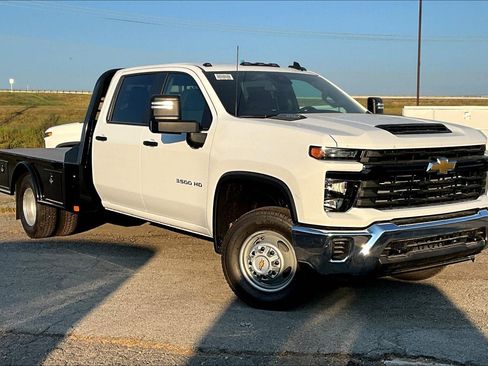 New 2025 Chevrolet Silverado 3500 W/T w/ WT Convenience Package AWD/4WD image 2