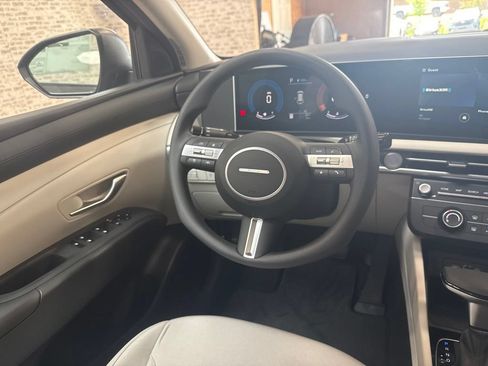New 2026 Hyundai Tucson SE FWD image 18
