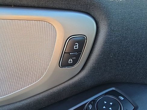 Used 2025 Ford Expedition Max Active AWD/4WD image 9