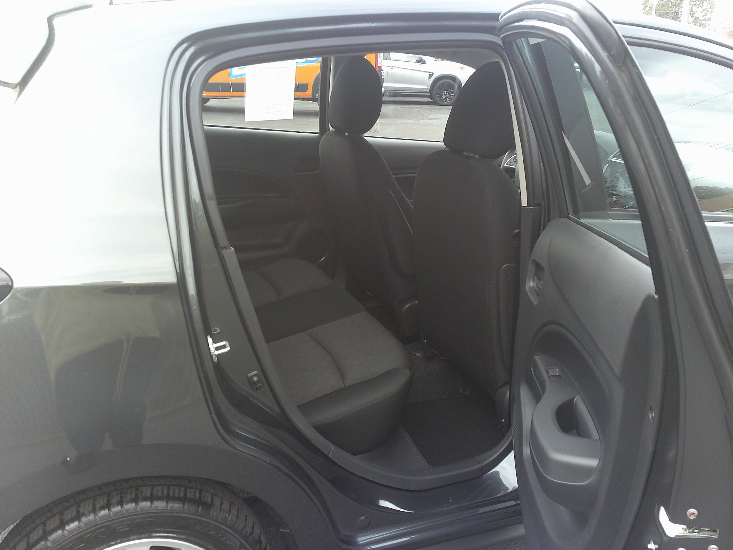 Used 2024 Mitsubishi Mirage ES FWD image 23
