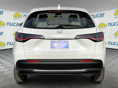 New 2026 Honda HR-V LX image 5