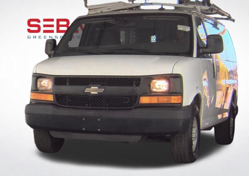 Used 2016 Chevrolet Express 2500 RWD image 1