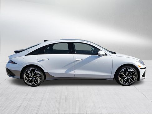 Certified 2023 Hyundai Ioniq 6 Limited image 8