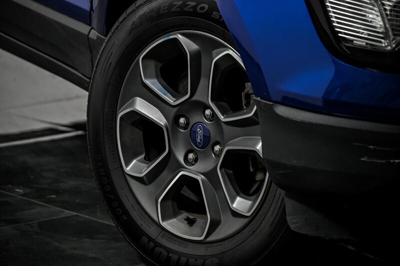 Used 2020 Ford EcoSport S FWD image 3