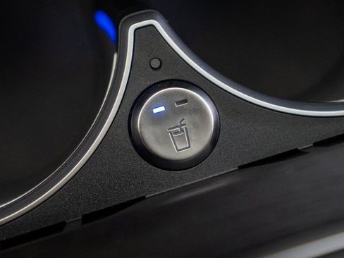 New 2026 Mercedes-Benz GLS 580 4MATIC image 23