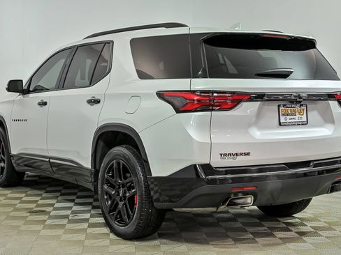 Used 2023 Chevrolet Traverse Premier w/ Redline Edition AWD/4WD image 6