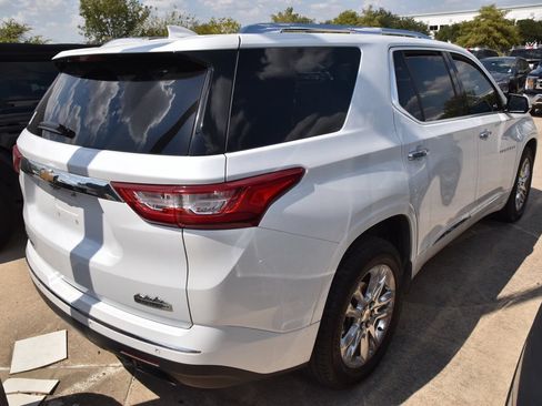 Used 2019 Chevrolet Traverse High Country AWD/4WD image 5