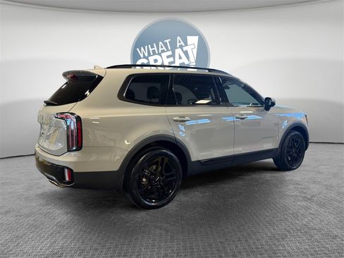 Used 2024 Kia Telluride SX X-Line image 3