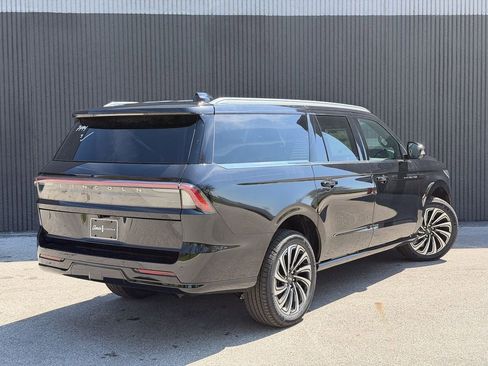 New 2026 Lincoln Navigator L Black Label AWD/4WD image 6