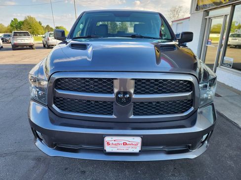 Used 2019 RAM 1500 Express w/ Wheel & Sound Group AWD/4WD image 10
