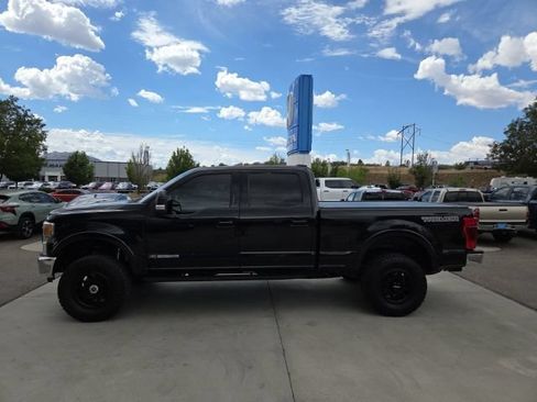 Used 2022 Ford F350 Lariat w/ Tremor Off-Road Package AWD/4WD image 8