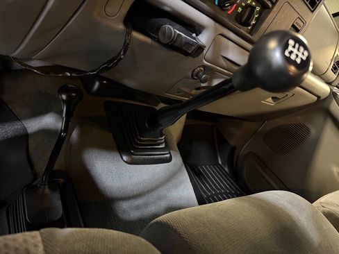 Used 2003 Ford F350 XLT AWD/4WD image 34
