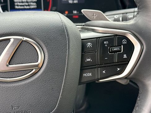 Used 2025 Lexus RX 350 FWD w/ Technology Package image 27