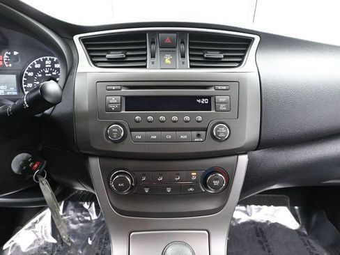 Used 2014 Nissan Sentra S image 24