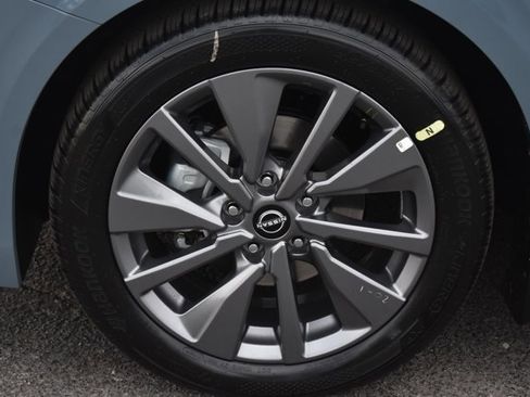 New 2026 Nissan Sentra SL w/ Floor Mat Package FWD image 11