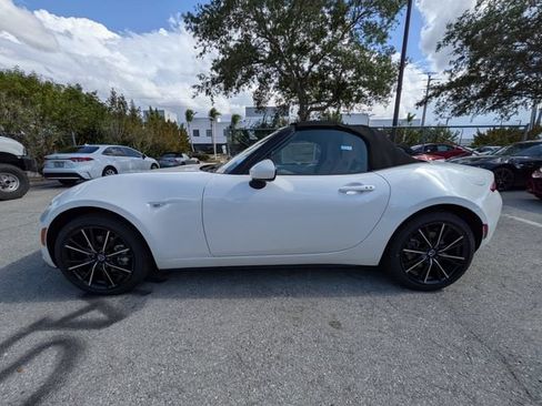 New 2026 MAZDA MX-5 Miata Grand Touring RWD image 8