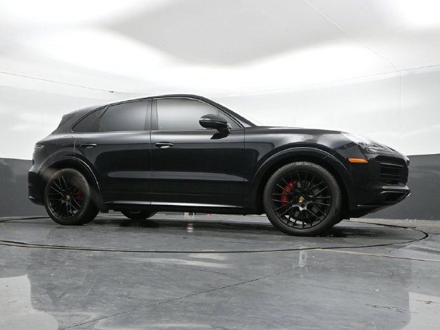 Used 2021 Porsche Cayenne GTS AWD/4WD image 36