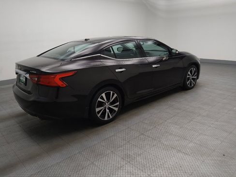 Used 2016 Nissan Maxima Platinum w/ Interior Lighting Package FWD image 10
