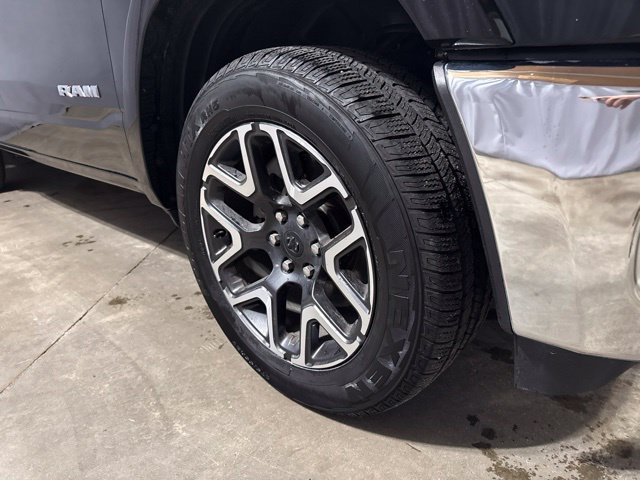 Used 2026 RAM 1500 Laramie AWD/4WD image 17