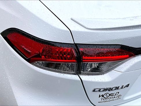 Used 2024 Toyota Corolla SE FWD image 28