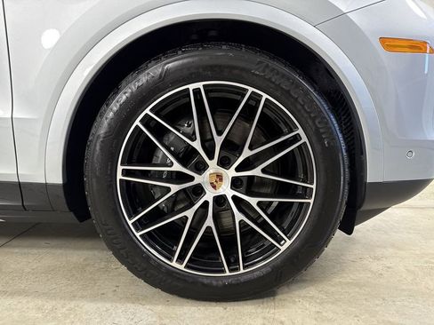 New 2026 Porsche Cayenne image 15