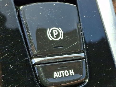 Used 2022 BMW 540i xDrive w/ Executive Package AWD/4WD image 25