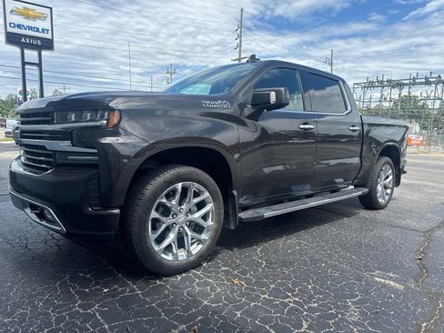 Used 2021 Chevrolet Silverado 1500 High Country AWD/4WD image 3