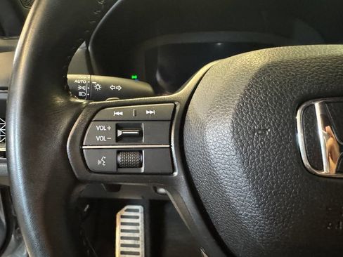 Used 2023 Honda Accord Sport image 10