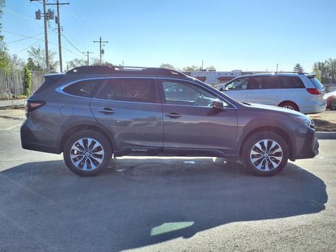 Used 2024 Subaru Outback Limited AWD/4WD image 2