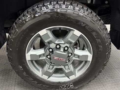 New 2026 GMC Sierra 2500 SLT AWD/4WD image 11