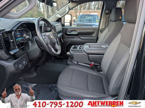 Used 2024 Chevrolet Silverado 2500 LT image 15