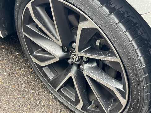 Used 2022 Toyota Corolla SE image 12